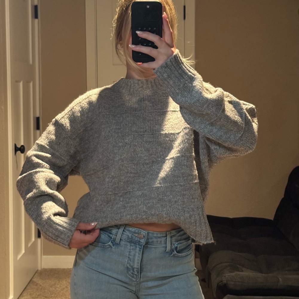 Elodi Grey Knit Sweater